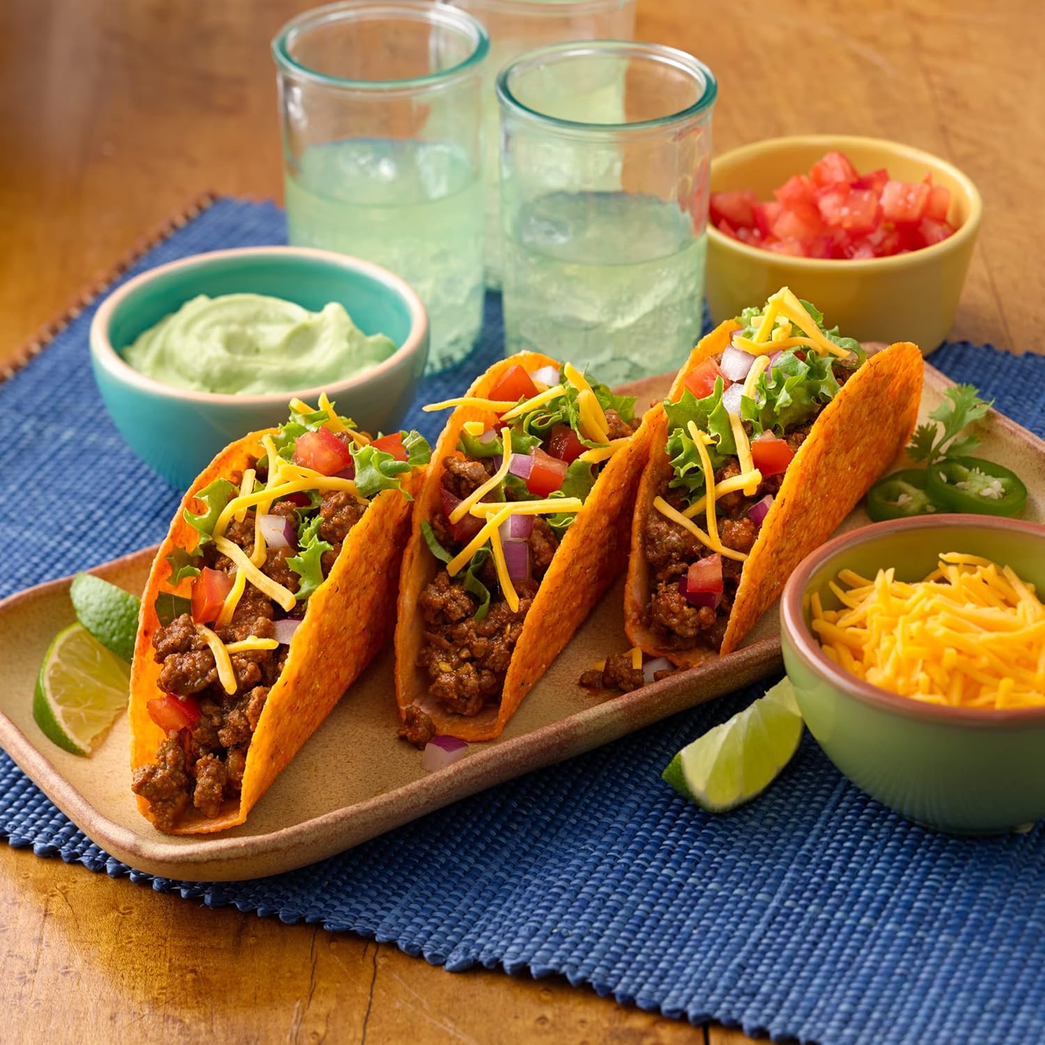 Old El Paso Bold Taco Dinner Kit with Nacho Cheese Flavored Taco Shells, Meal Prep, 9.5 oz